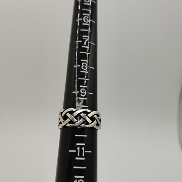 Celtic Knot Band in Sterling Silver Sz 10 - Picture 5 of 5